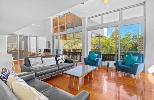 Horseshoe Bay Apartment | Maggies Beachfront Apartment 12