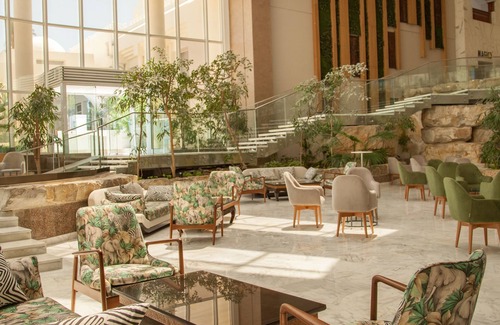 Yasmine Hotel | Magic Life Africana