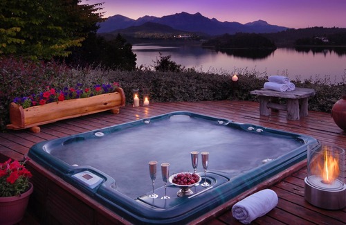 San Carlos de Bariloche House | Magnificent Home with Lake Vistas H14