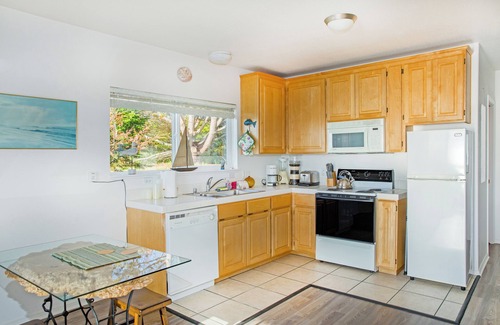 Shelter Cove Condo | Magnificent by OceanviewHotTubs Shelter Cove, CA