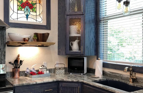 Mount Ida Cottage | Magnificent Four Bedroom, Two 1/2 Bath luxury, log-sided Harbor North cottage with incredible views of Lake Ouachita. by RedAwning