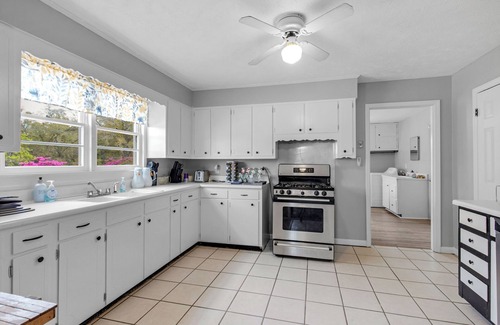 Semmes House | Magnolia House - charming 3-bedroom house in Semmes, Alabama