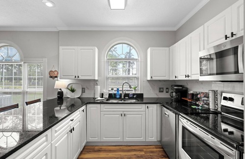 Central Myrtle Beach Condo | Magnolia Place 4639-104 | Golfside Escape Myrtlewood Villa