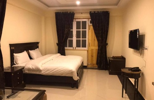 Azad Kashmir Hotel | Magnum Hotel and Restaurant