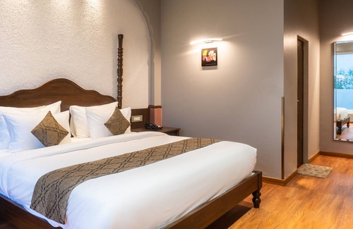 Lonavala Hotel | Maharaja Agrasen Palace