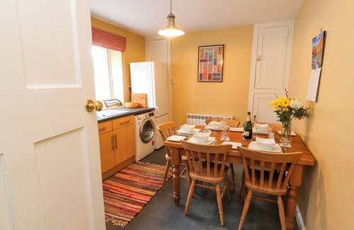 Borrowdale Cottage | MAIDEN MOOR, with open fire in Keswick