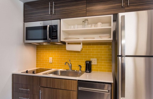 Camden Hotel | MainStay Suites East Camden