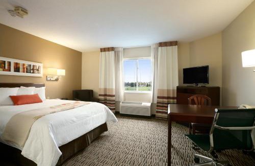 West Omaha Hotel | MainStay Suites Omaha Old Mill