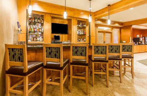 Stanley Hotel | MainStay Suites Stanley