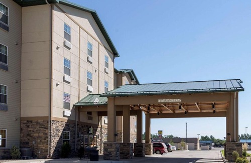 Williston Hotel | MainStay Suites Williston
