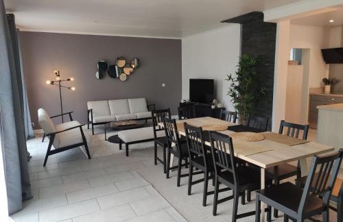 Lesigny Villa | Maison avec Jardin - 10 pers - Proche Paris Disney & Golf - Idéal Pro & Familles