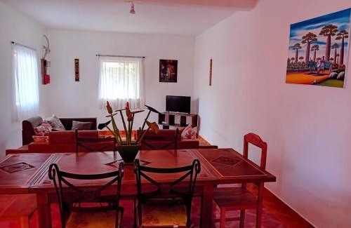 Foulpointe House | Maison avec jardin 3 chambres - Foulpointe - Madasgascar