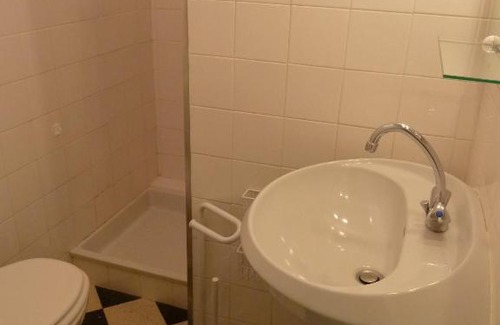 Prats-de-Mollo-la-Preste Apartment | Maison Baxter