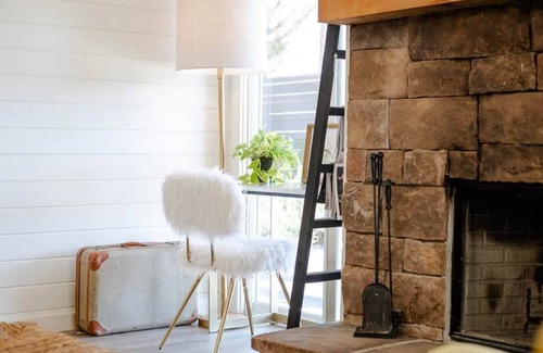 Dillard Cottage | Maison Blanche @ Julep Farms near Highlands, NC