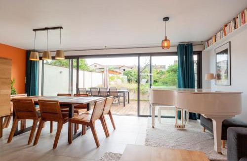 Cercie Villa | Maison d'architecte Cercié