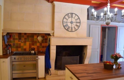 Vindelle House | Maison de Maître with swimming pool for 12 people near Angoulême