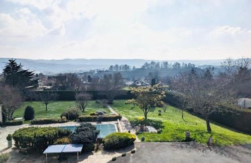 Chateau-Thierry House | Maison entière et spacieuse Gîte Dovie