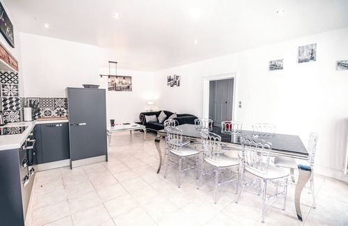 Le Mesnil-sur-Oger House | Maison Louis le tonnelier, Relaxation area with sauna + outdoor pool & table soccer
