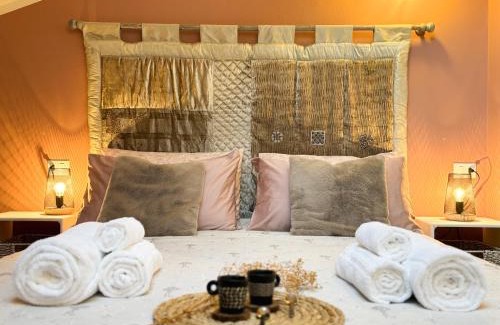 Ravenna Apartment | Maison Mezzanotte Mansarda Chic in Centro con Parcheggio Privato