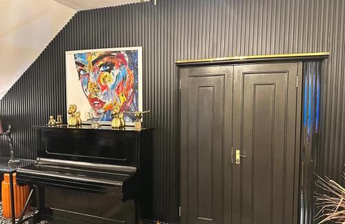 Gillitts Hotel | Maison Norelle at Isivuno House