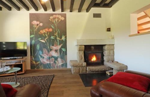 La Ferte-en-Ouche House | Maison rustique avec animaux acceptés et WIFI - FR-1-497-214