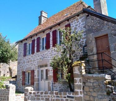 Hautefage House | Maison Village Hautefage