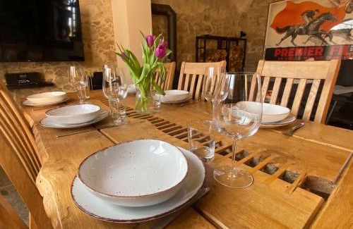 Buhlau Apartment | Maisonettewohnung mit SAUNA, für 2-10 Personen, Nähe Sächsische Schweiz, Dresden