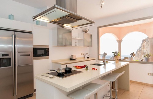 Monte Leon Villa | Majestic Monte Leon by VillaGranCanaria