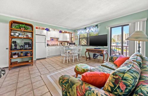 St. Pete Beach Apartment | Majestic Beach Condo in Beachfront Resort in St Pete Beach