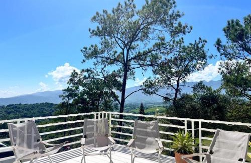 La Vega Province Villa | Majestic villa with stunning views in Jarabacoa