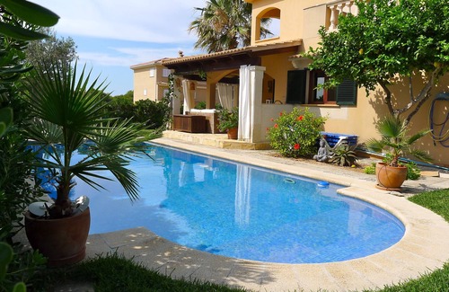 Can Picafort House | Majorcan style private house with 3 bedrooms, 2 bathrooms, 3 terraces, pool, BBQ