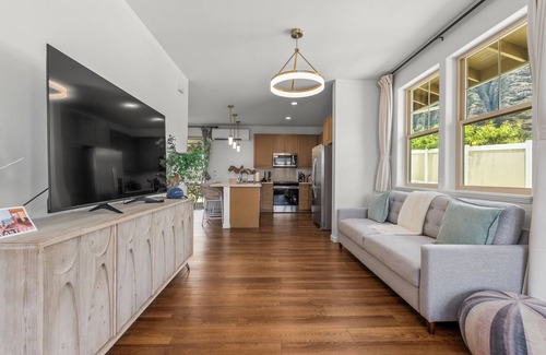 Makaha Valley Villa | Makaha Villa by AvantStay | Mountain + Ocean Views