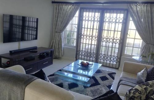 Port Alfred Apartment | Makarios Crest