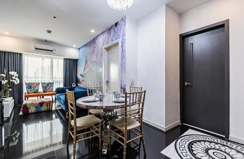 Downtown Apartment | Makati City Centre Condo