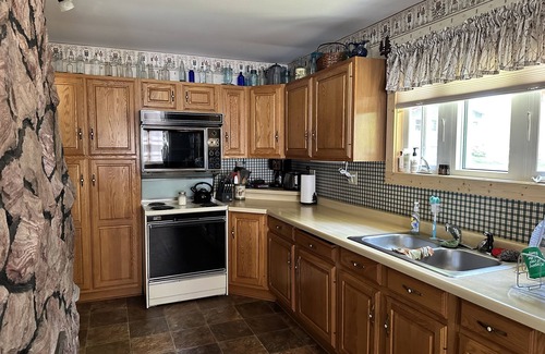 Birchwood House | Make memories at this Big Chetac Lake Cottage