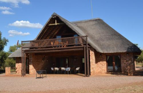 Bela-Bela Ski Chalet | Makhato 84 Bush Lodge