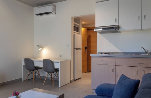 Hamra Apartment | Makhoul 310