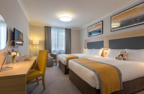 Newlands Cross Hotel | Maldron Hotel, Newlands Cross