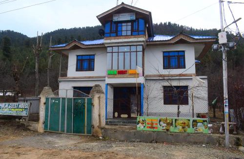 Kokernag House | Malik Guest House and restaurant