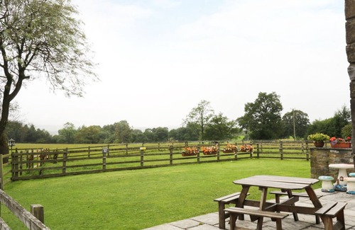 Clitheroe Cottage | MALLARD, with open fire in Bolton-By-Bowland