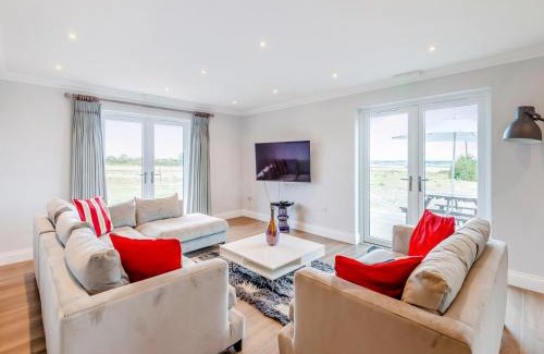 Althorne House | Mals Barn