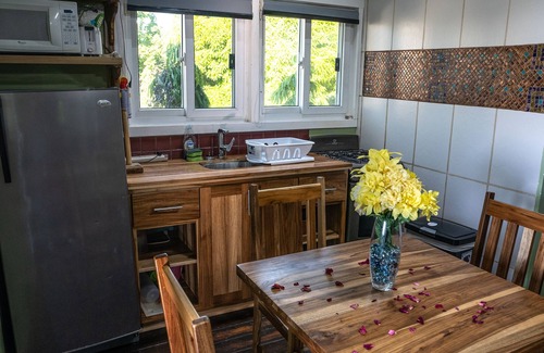 Antoneys Cay Apartment | Mame Trees