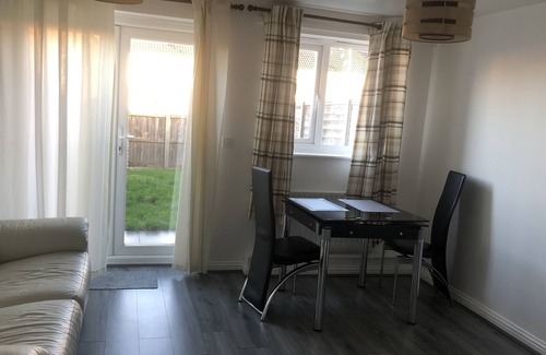 Basildon House | Mana Comfy