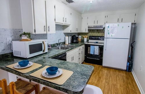 Weeki Wachee Gardens Ski Chalet | Manatee Cove Compound Retreat Star5Vacations