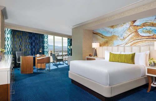 Las Vegas Strip Resort | Mandalay Bay Resort And Casino