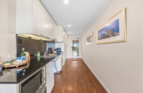 Mandurah Apartment | Mandurah Beach Apt Su