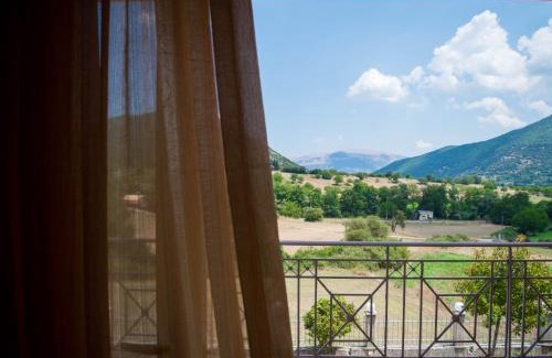 Kalavrita Apartment | Manesi Apartments