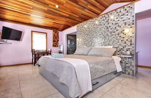 San Pedro Hotel | Mangata Villas