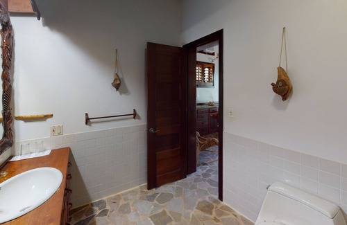 Roatan Resort | Mango Creek Resort