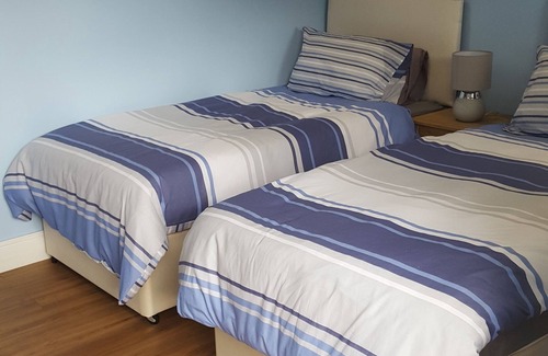 Herne Bay Cabin | Mango Lodge 'home From Home'